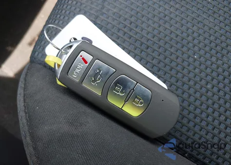 2018 Toyota Yaris Ia из США, поврежденный, VIN 3MYDLBYV5JY332237